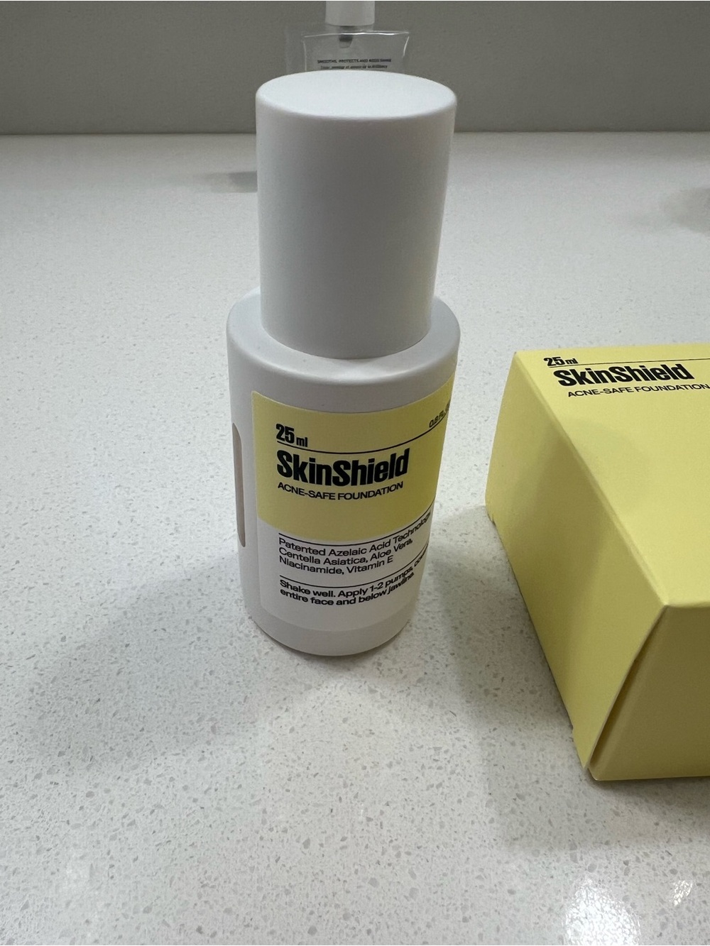 SkinShield Acne Safe Foundation - Picture 10 of 14